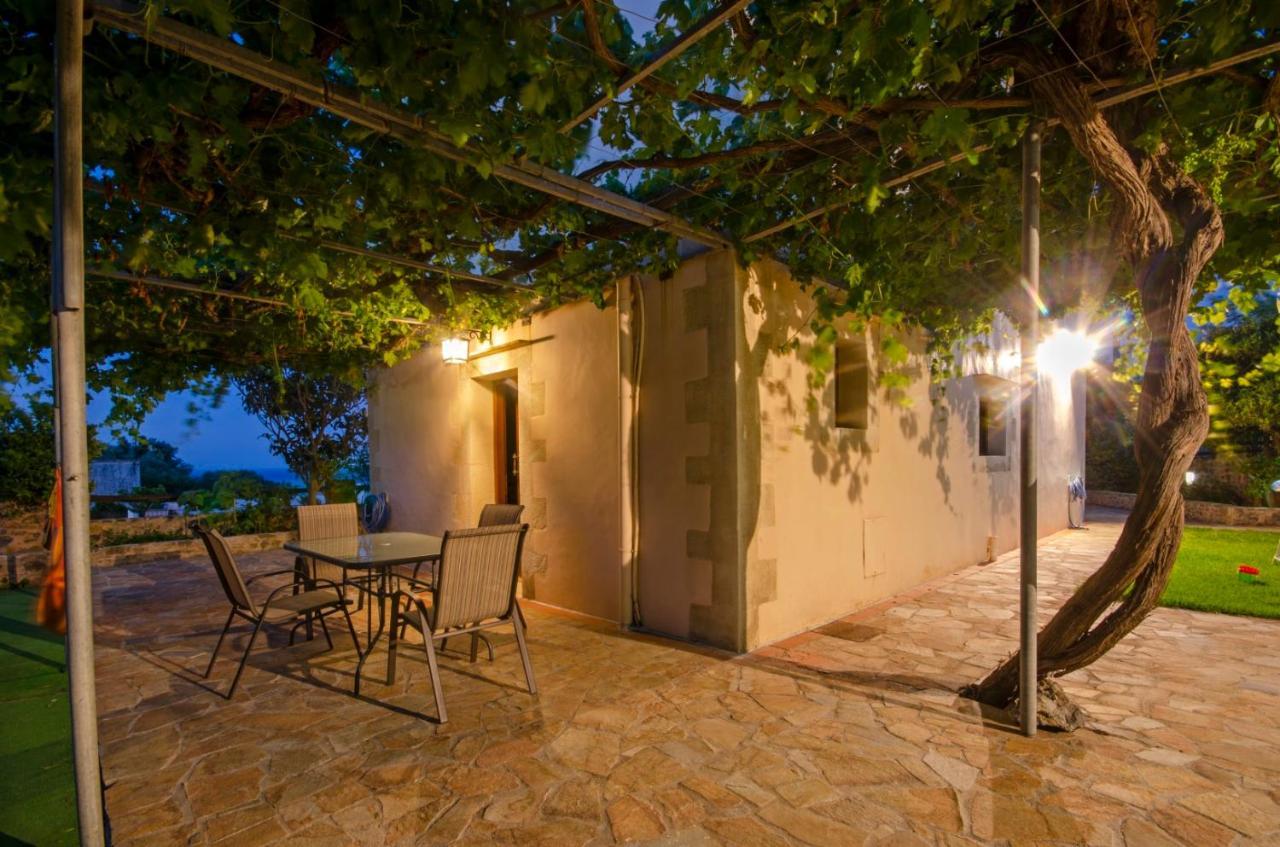 Aretaki Villas Astrátigos Eksteriør billede